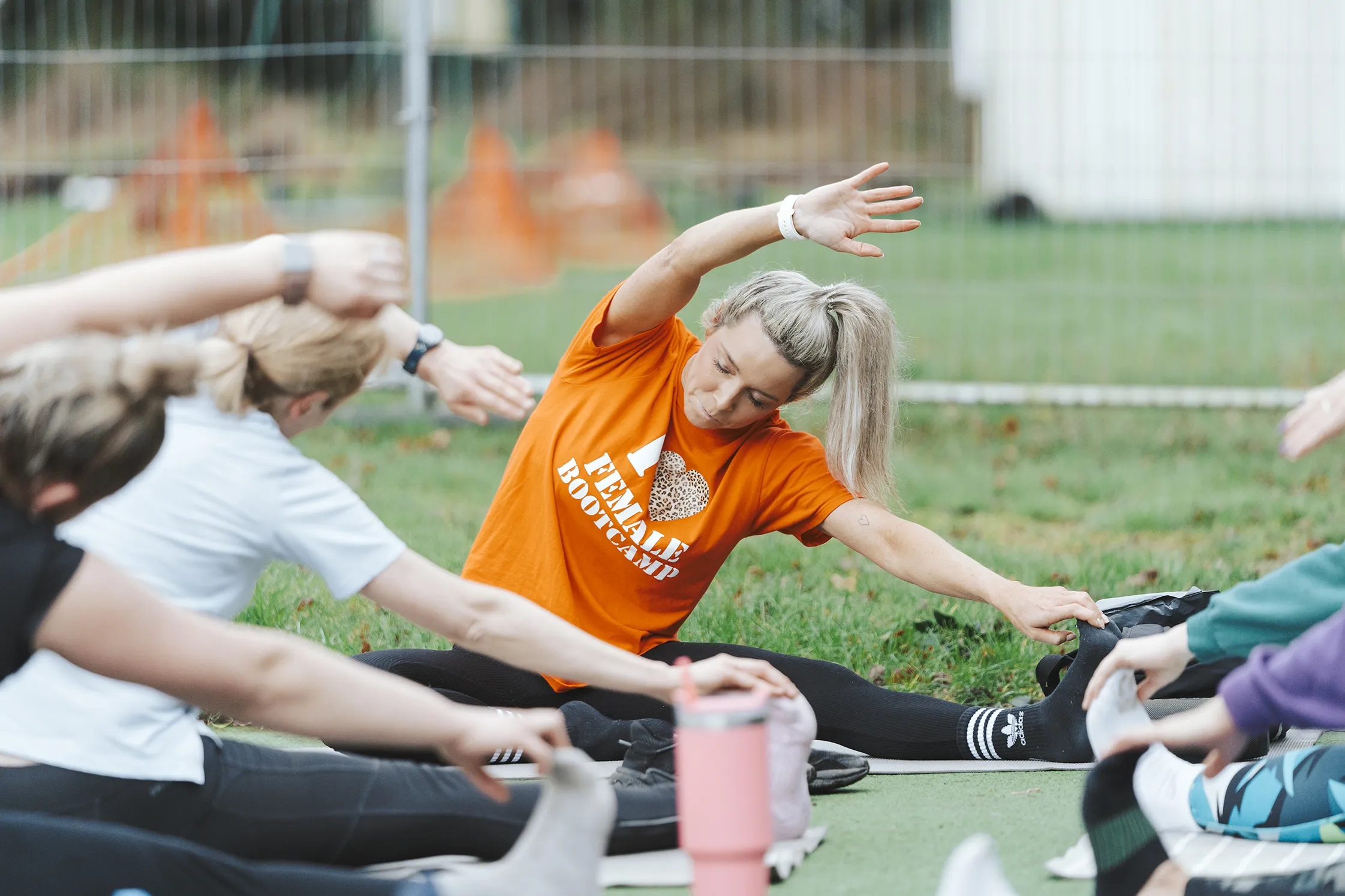 Fleur leading at group strecth at Female Bootcamp